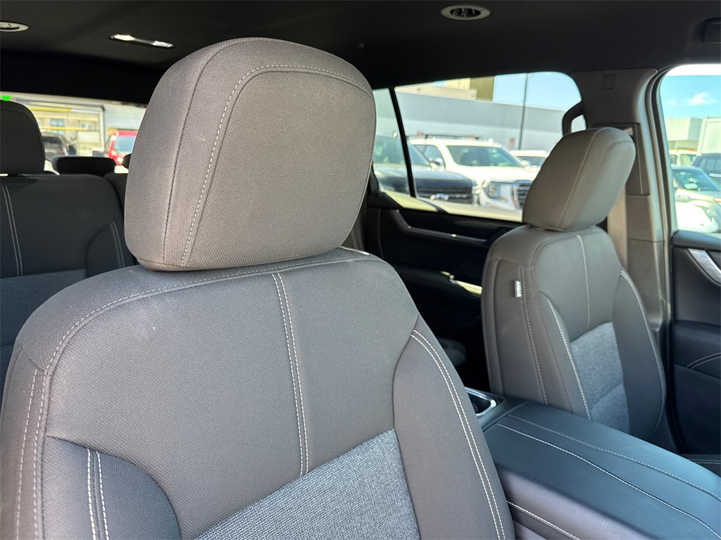 2025 Gmc Acadia Elevation photo 12