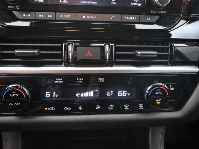 2022 Nissan Pathfinder SV photo 25