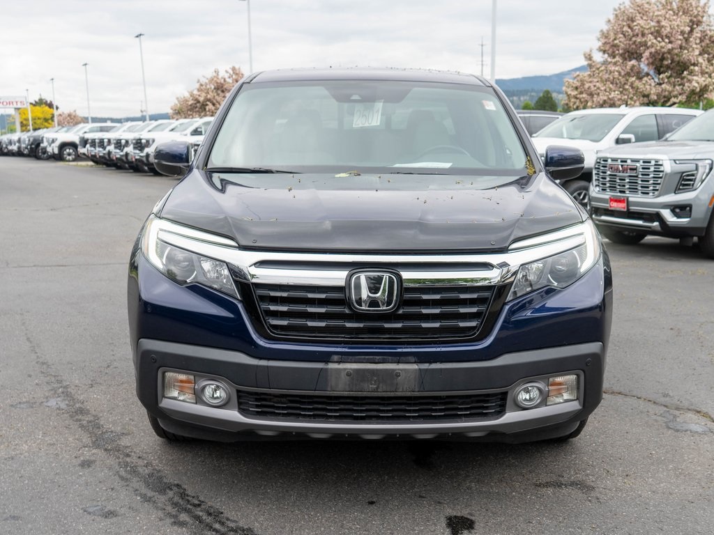 2017 Honda Ridgeline RTL-E photo 2