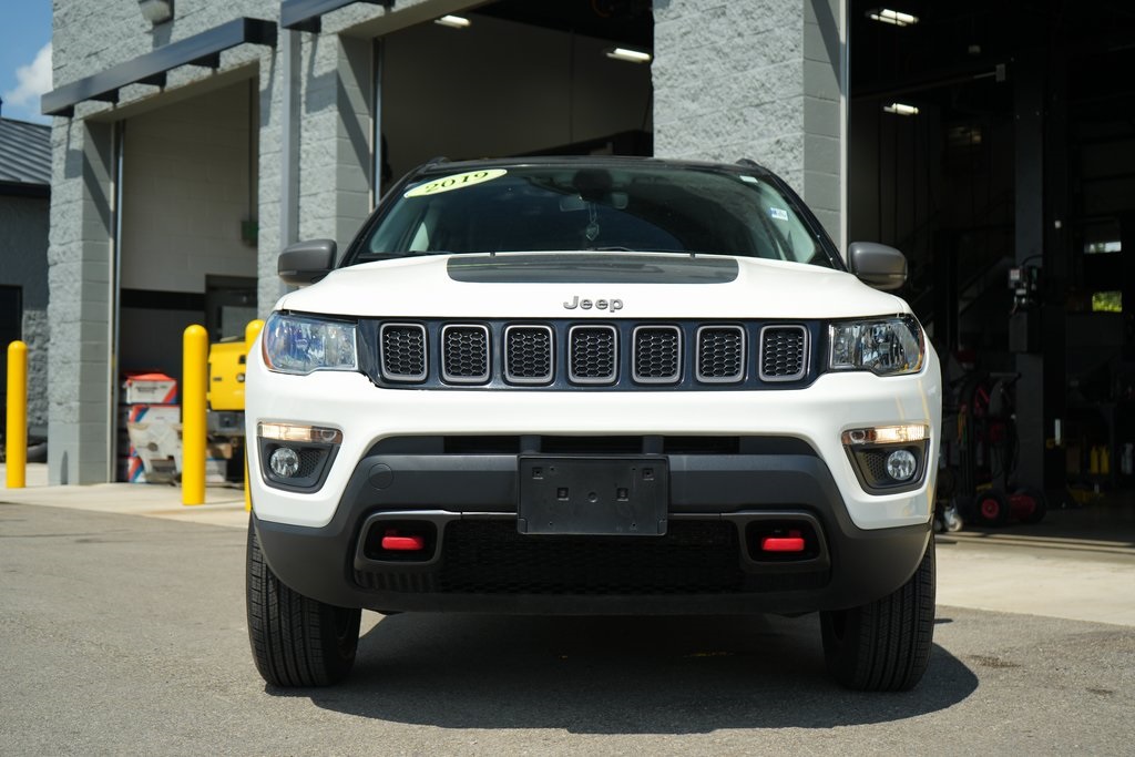 2019 Jeep Compass Trailhawk photo 2