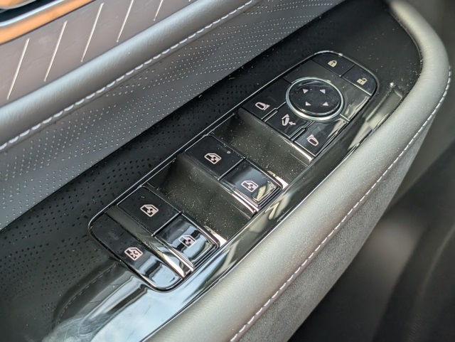 2026 Infiniti QX80 photo 24