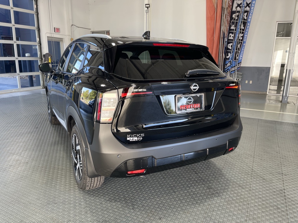2026 Nissan Kicks SV photo 4