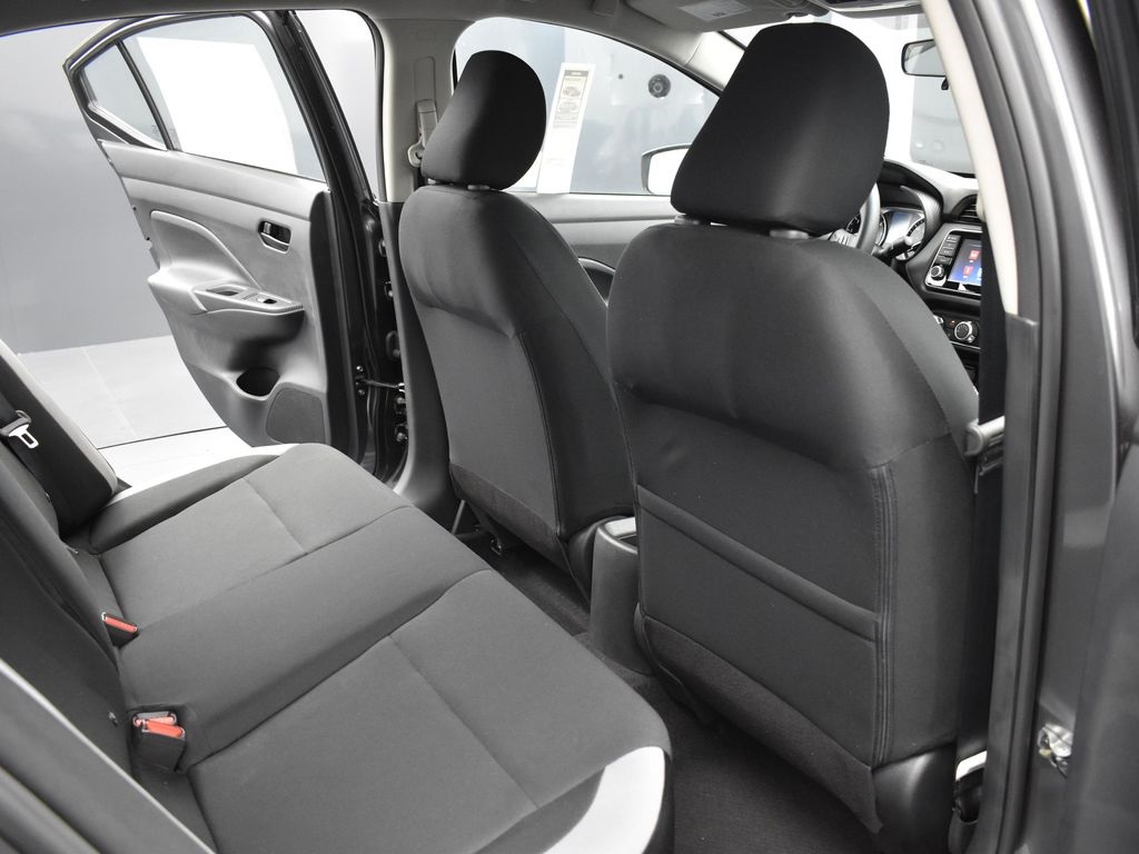 2025 Nissan Versa 1.6 S photo 14