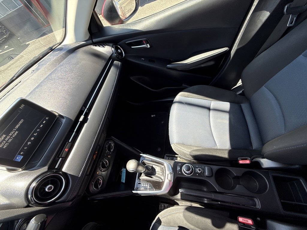 2018 Toyota Yaris iA Base photo 25