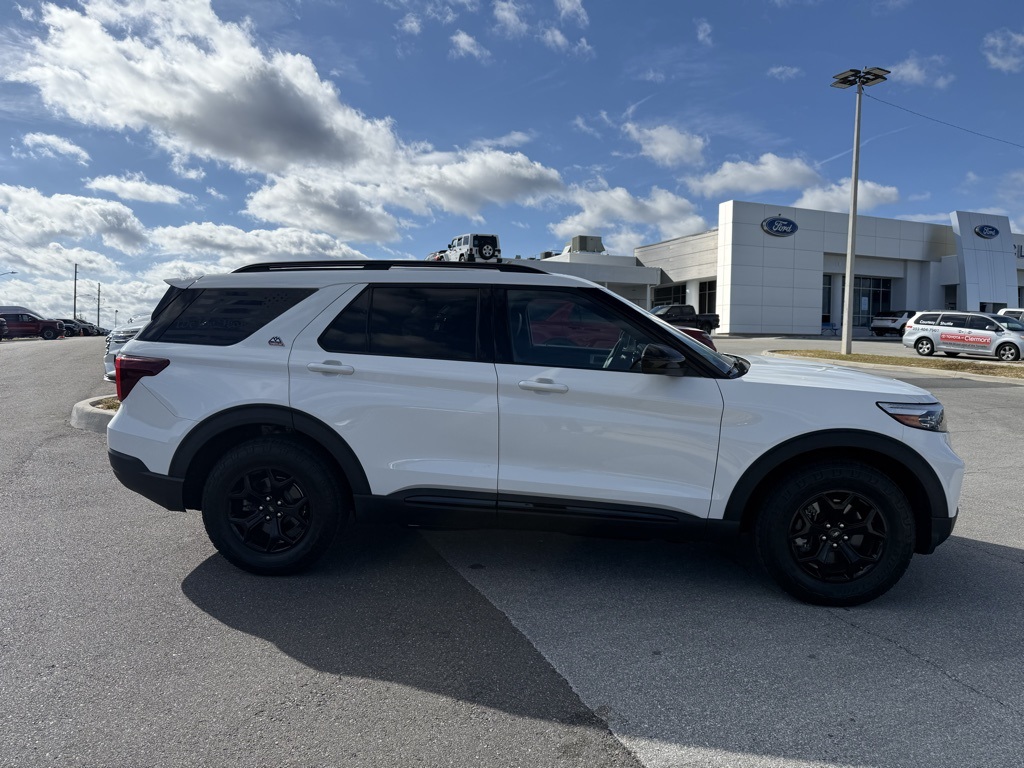 2024 Ford Explorer TIMBERLINE's photo