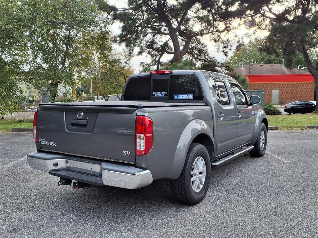 2019 Nissan Frontier SV photo 3