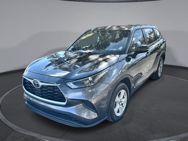 2023 Toyota Highlander L's photo