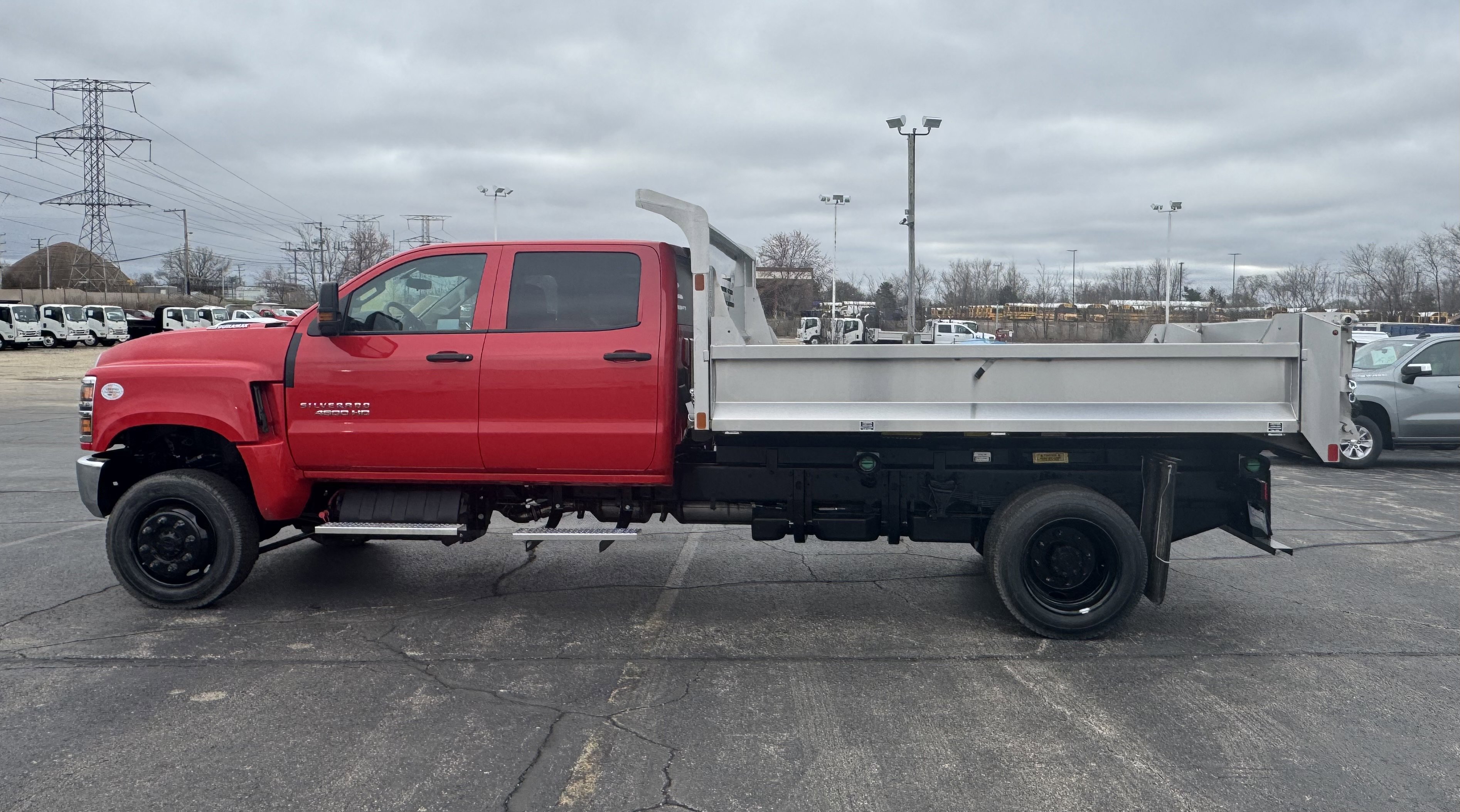 2024 Chevrolet Silverado 4500HD Work Truck photo 5
