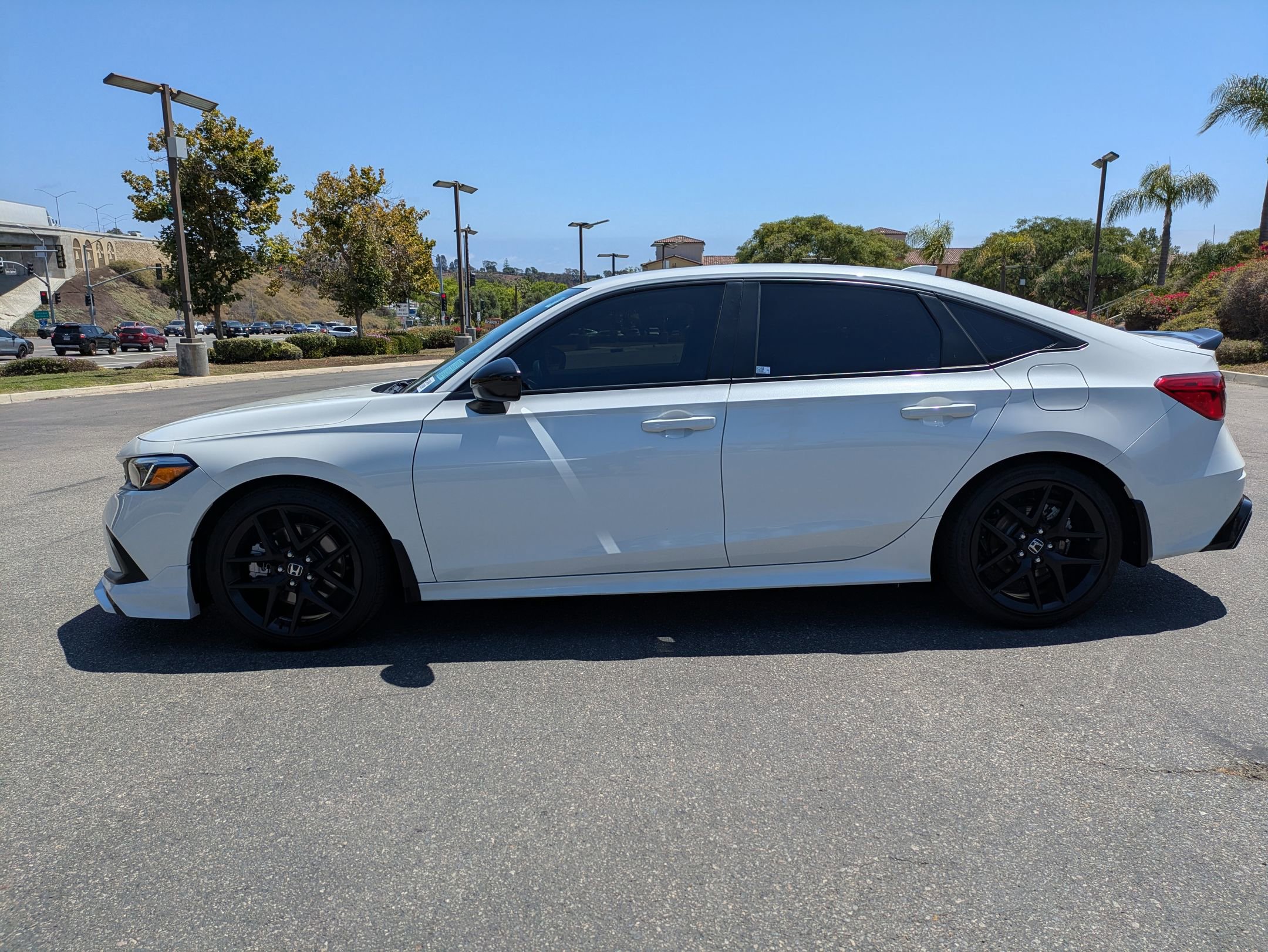 2HGFE1E58RH470499