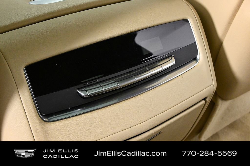 2024 Cadillac Escalade Premium Luxury photo 19
