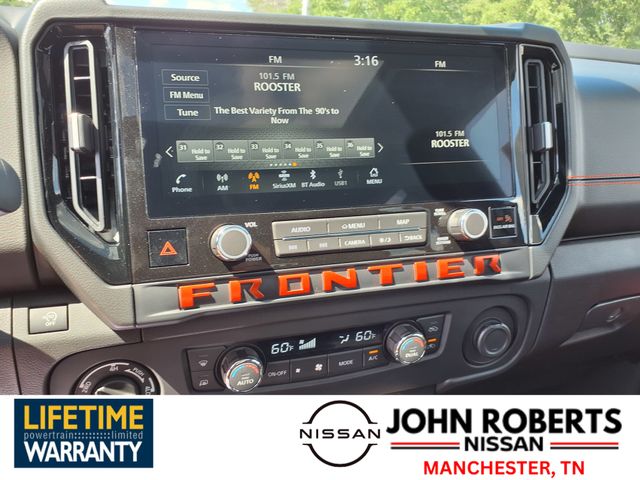2025 Nissan Frontier PRO-4X photo 4