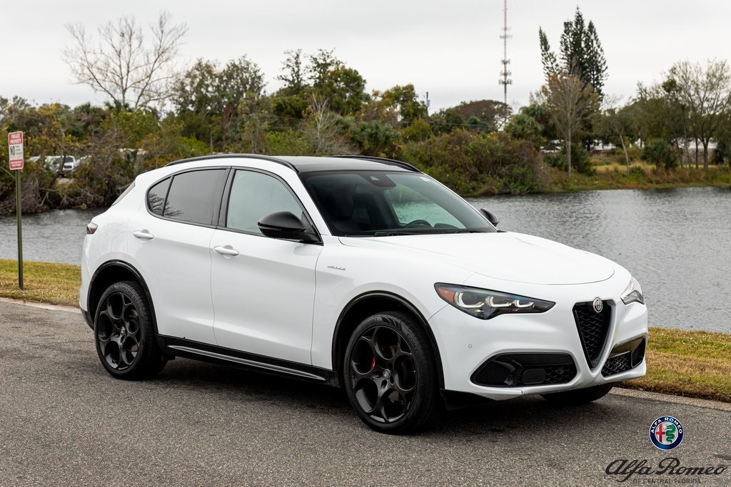 2024 Alfa Romeo Stelvio