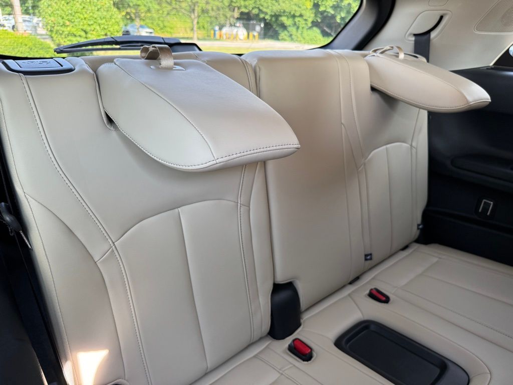 2024 Infiniti QX60 Luxe AWD photo 23