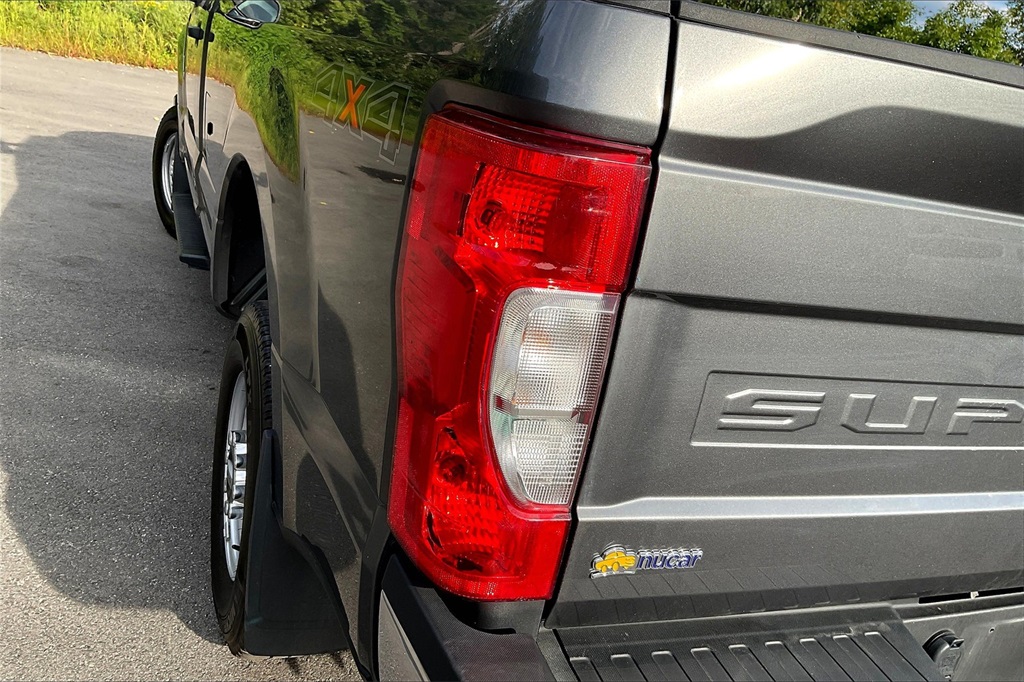 2022 Ford F-350 XL photo 26