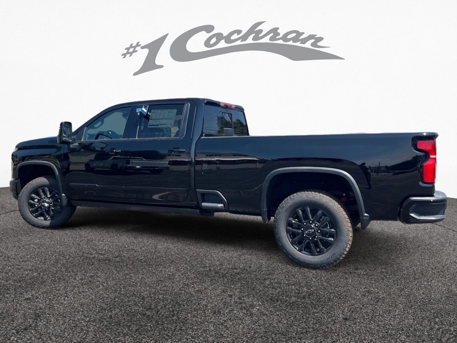 2025 Chevrolet Silverado 3500HD High Country photo 4