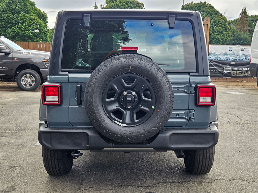 2025 Jeep Wrangler Sport photo 6
