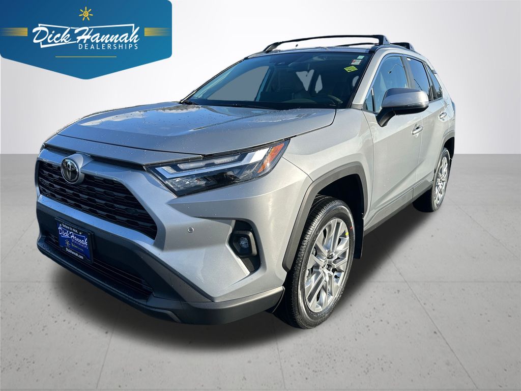 2025 Toyota RAV4 XLE Premium's photo
