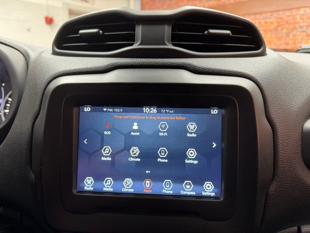 2020 Jeep Renegade Latitude photo 20
