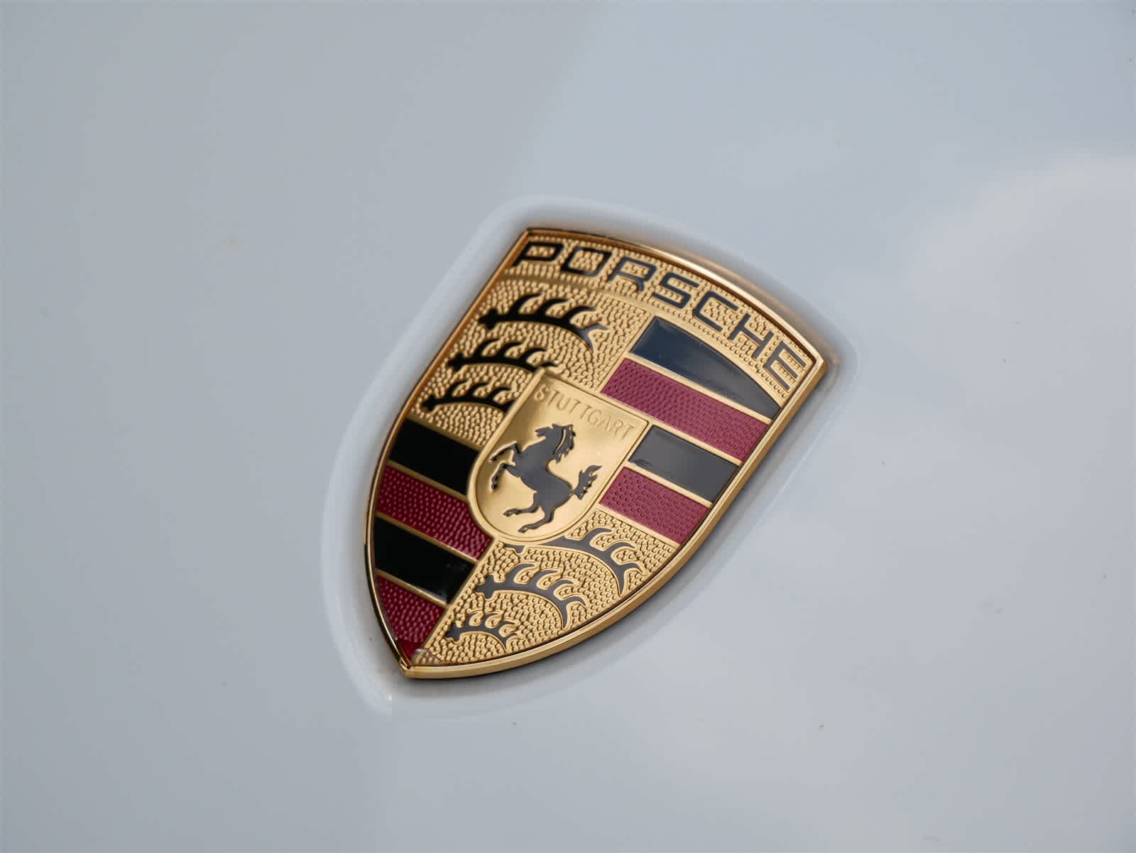 2024 Porsche Macan T photo 17