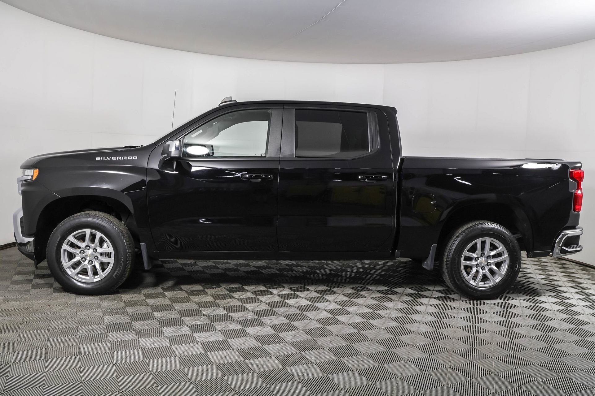 2021 Chevrolet Silverado 1500 LT photo 11