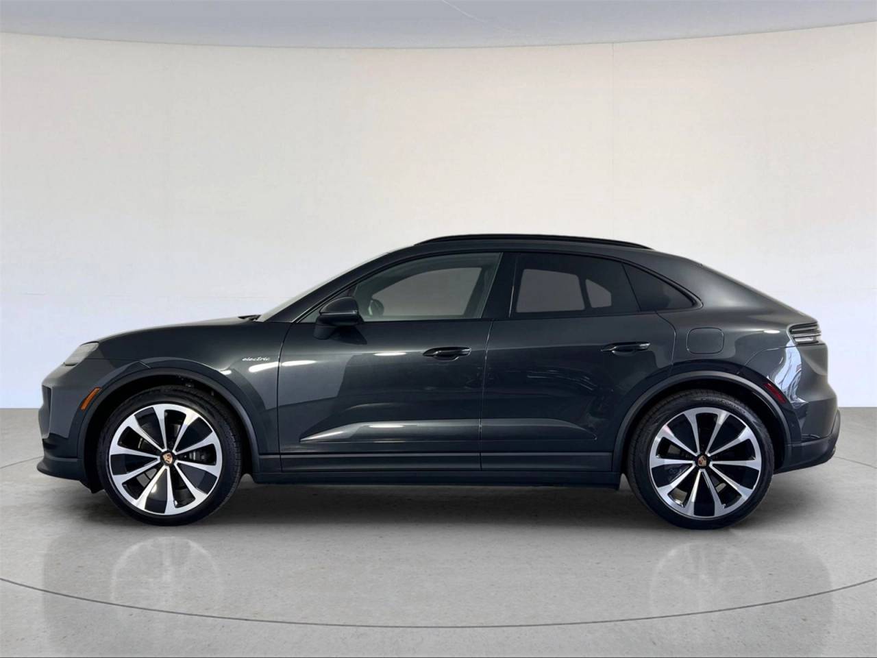 Used 2025 Porsche Macan Base with VIN WP1AD2XA4SL077258 for sale in Redwood City, CA