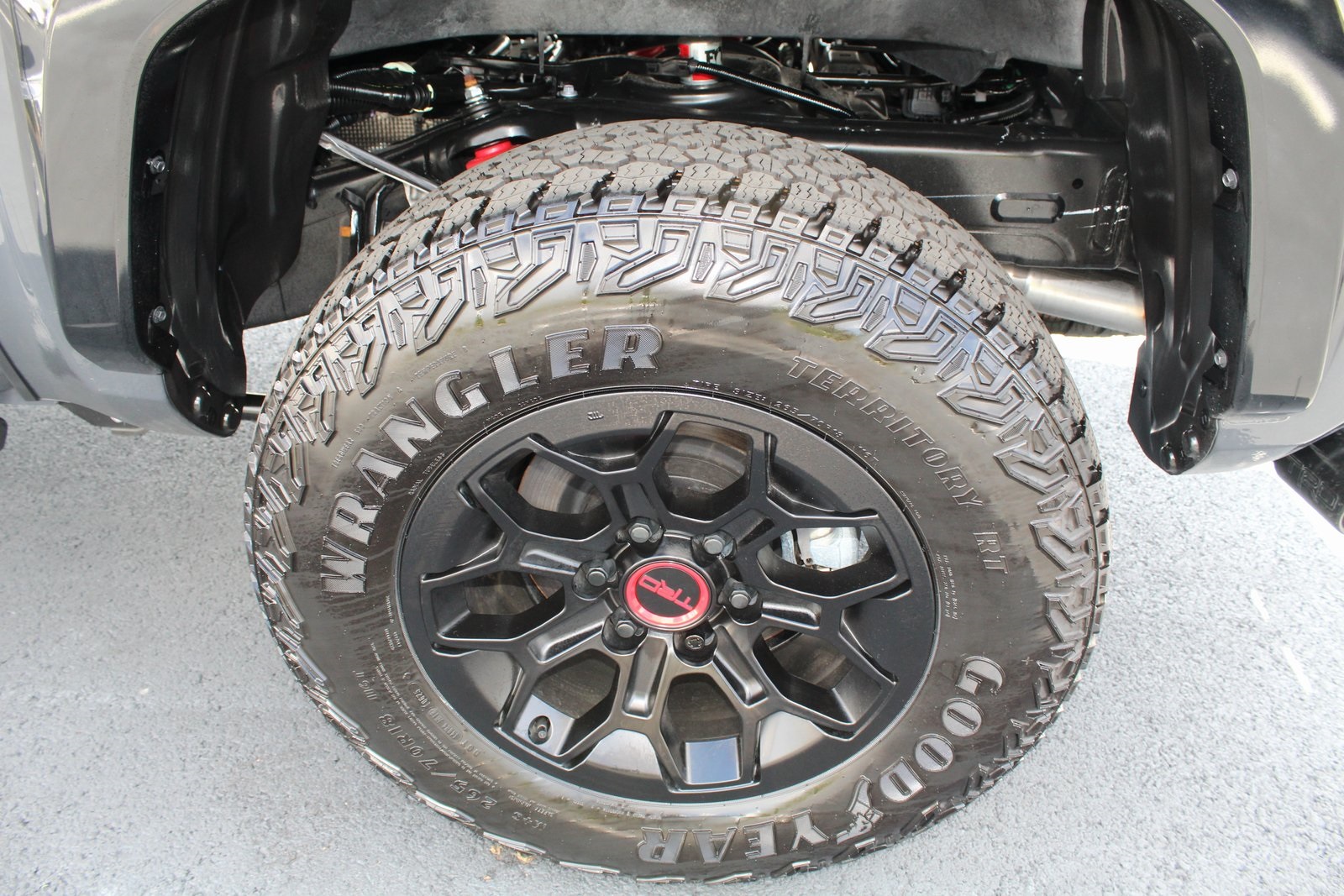 2025 Toyota Tacoma TRD Pro 4x4 photo 33