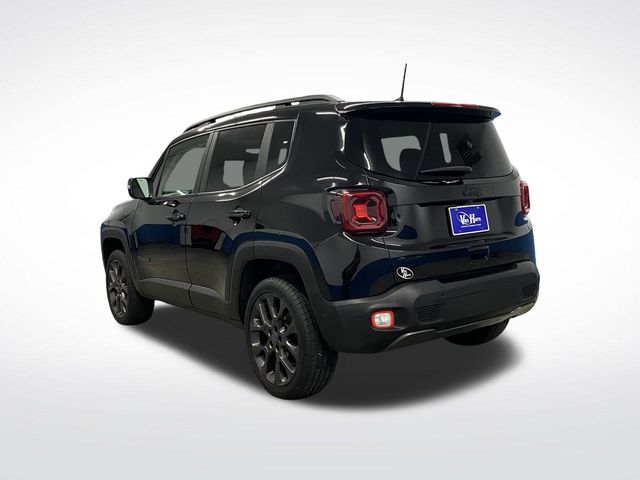 2023 Jeep Renegade Limited photo 2