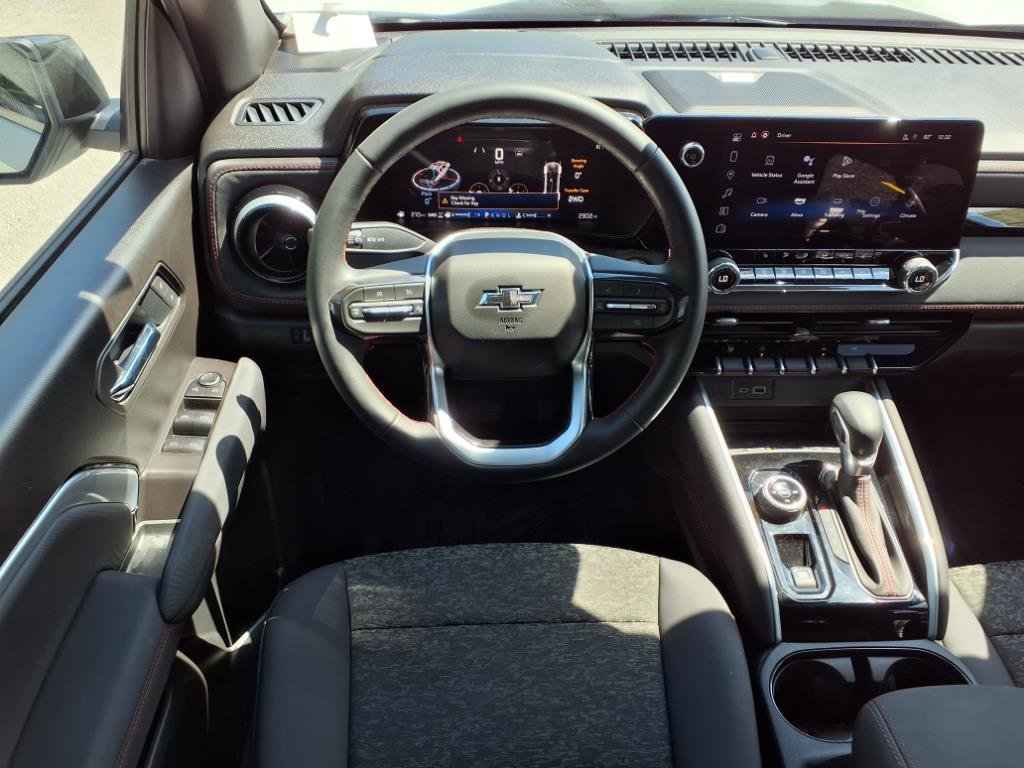 2025 Chevrolet Colorado Z71 photo 5