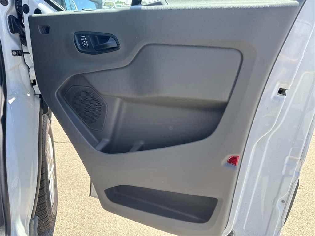 2023 Ford Transit photo 18