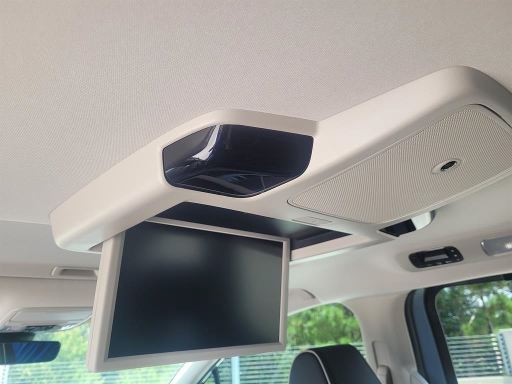 2026 Honda Odyssey Elite photo 16