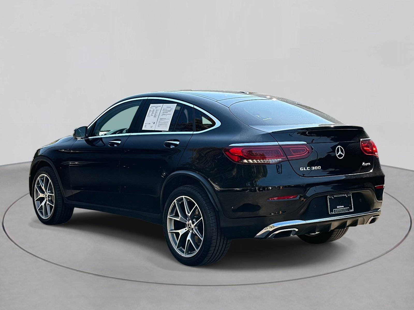 2020 Mercedes Benz GLC 300 4MATIC photo 3