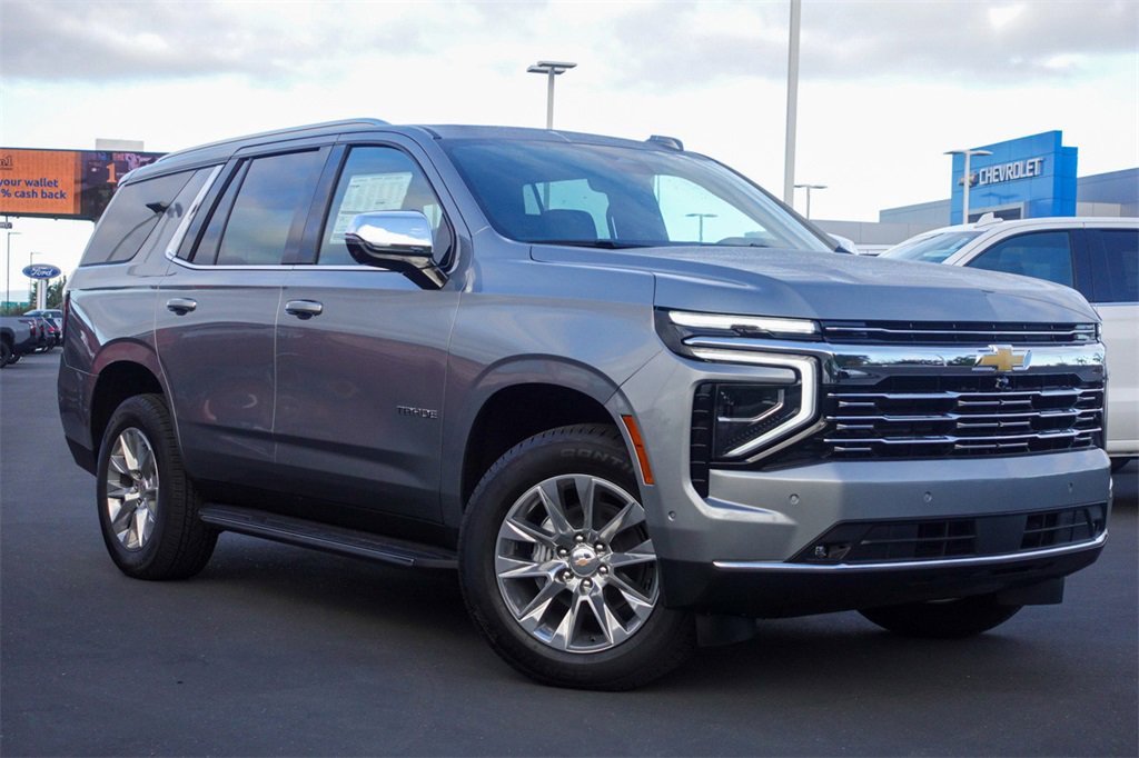 2026 Chevrolet Tahoe Premier photo 2