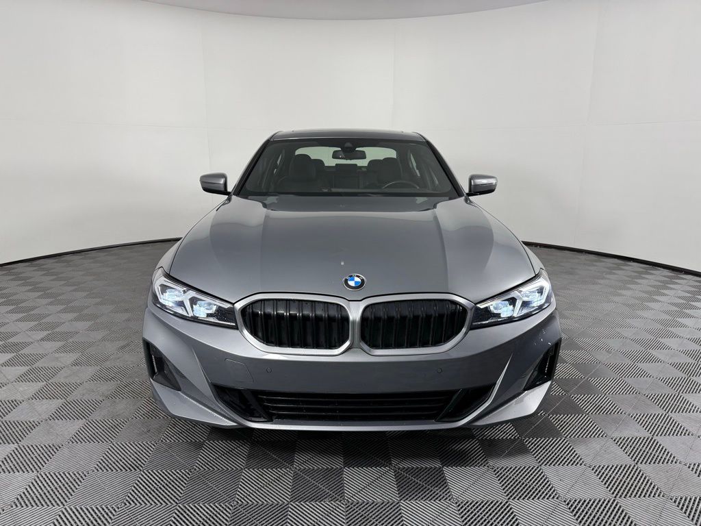 2023 Bmw 330i xDrive photo 2