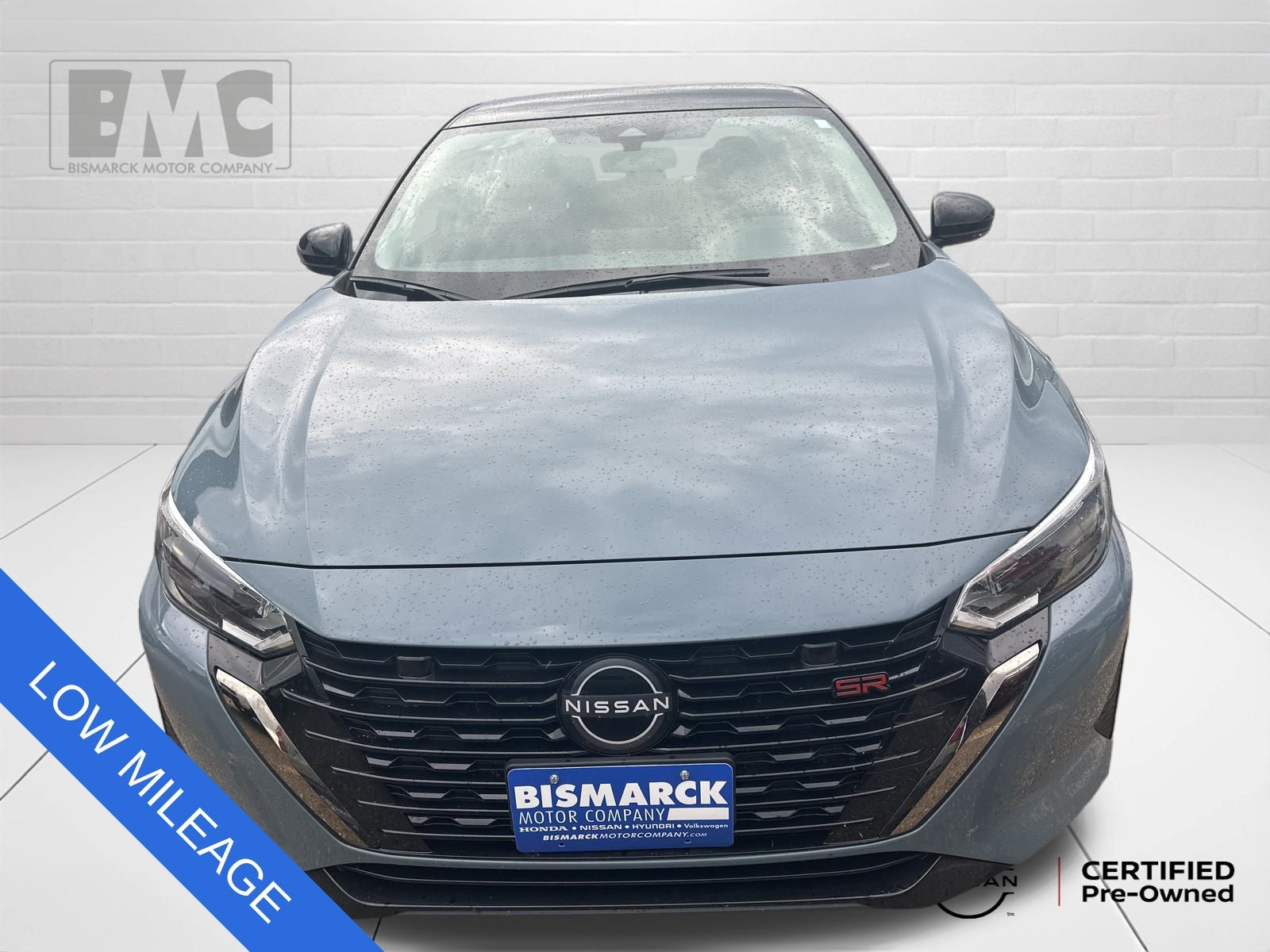 2025 Nissan Sentra SR photo 2