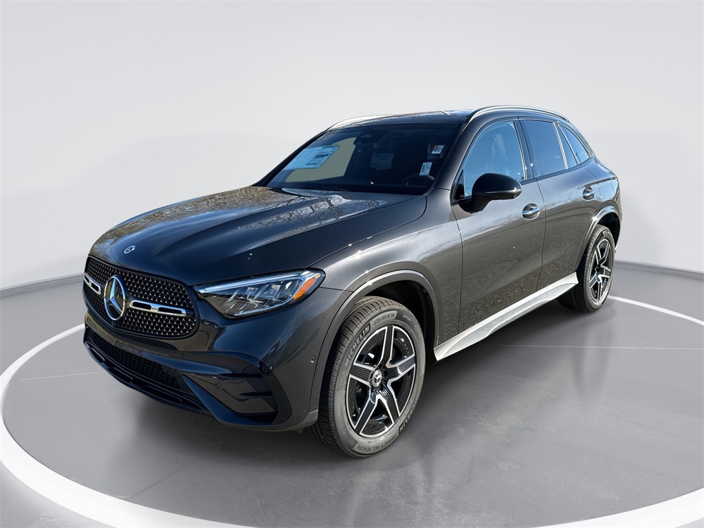 2026 Mercedes Benz GLC 300 4MATIC photo 2
