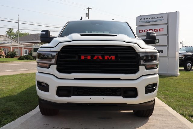 2024 Ram 3500 Laramie photo 6