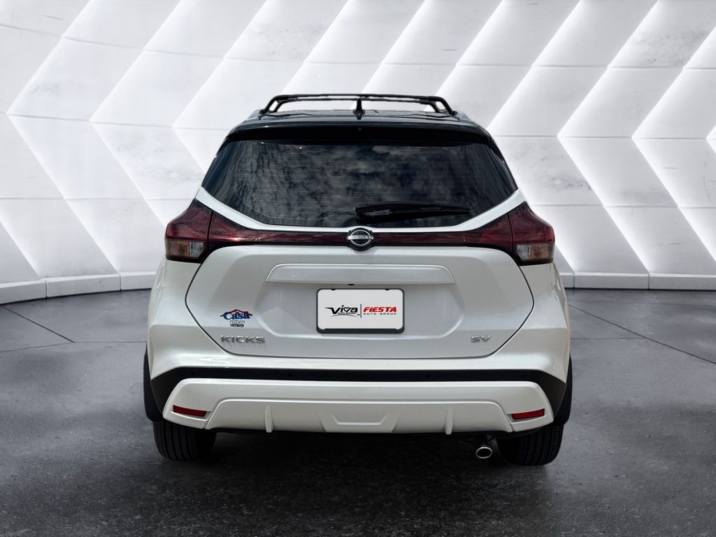 2024 Nissan Kicks SV photo 4