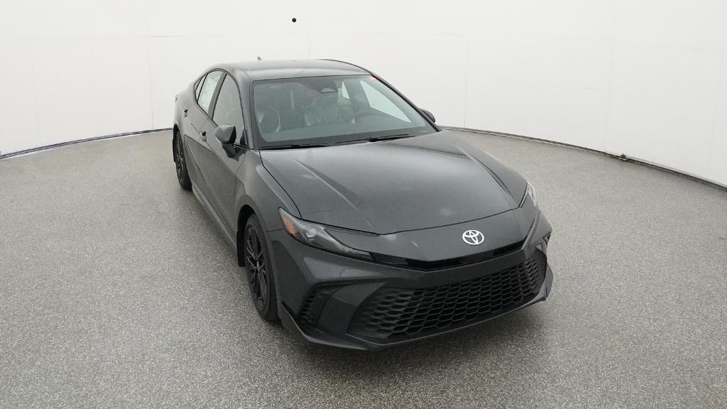 2025 Toyota Camry SE photo 32