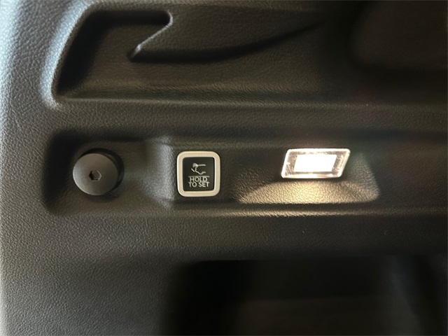 2025 Jeep Grand Cherokee Altitude X photo 16