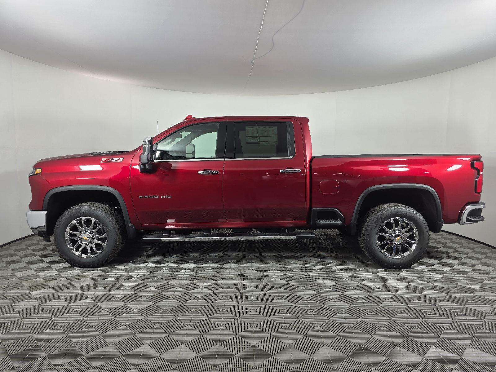 2026 Chevrolet Silverado 2500HD LTZ photo 2