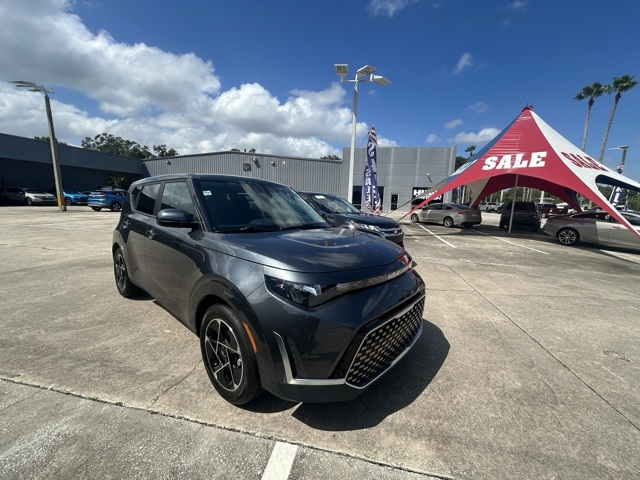 2024 Kia Soul EX photo 2