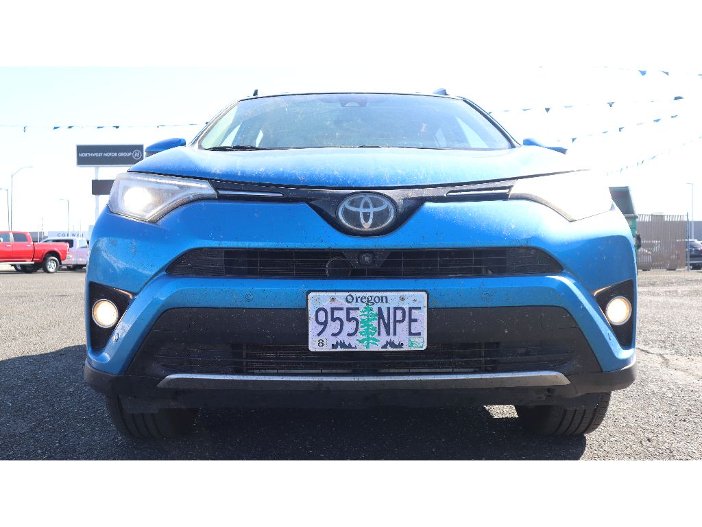 2016 Toyota RAV4 Limited photo 27