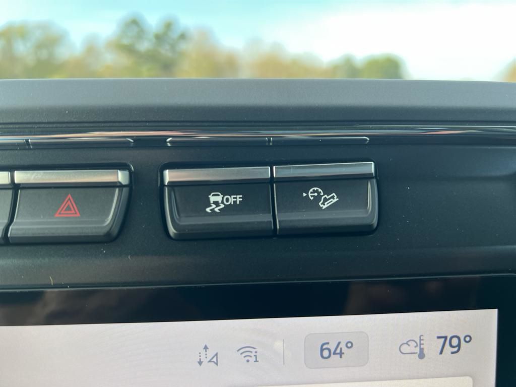 2024 Ford F-350 Lariat photo 30