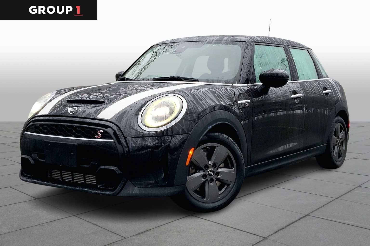 2022 MINI Hardtop 4 Door S's photo