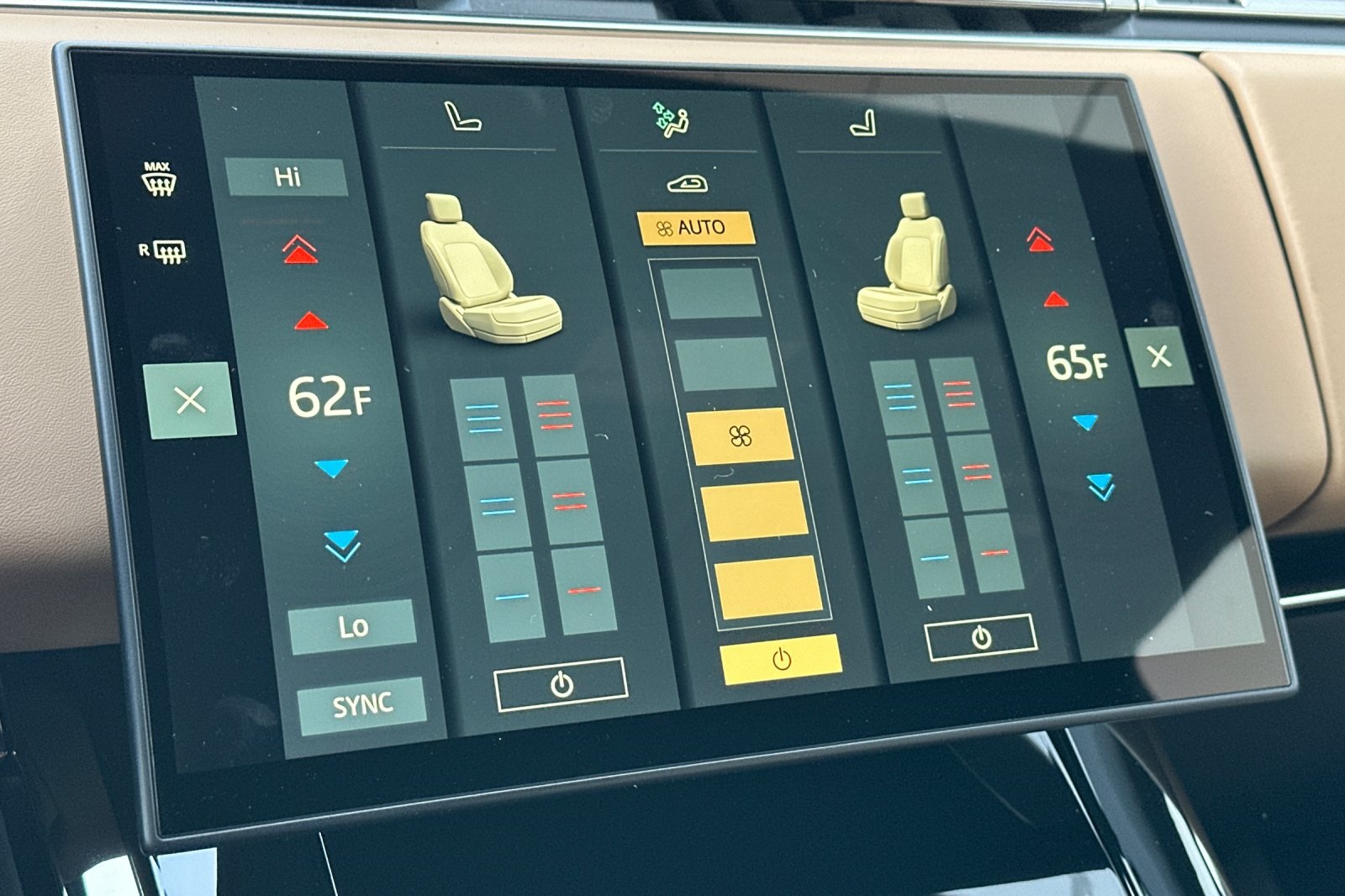 2025 Land Rover Range Rover Sport SE photo 22