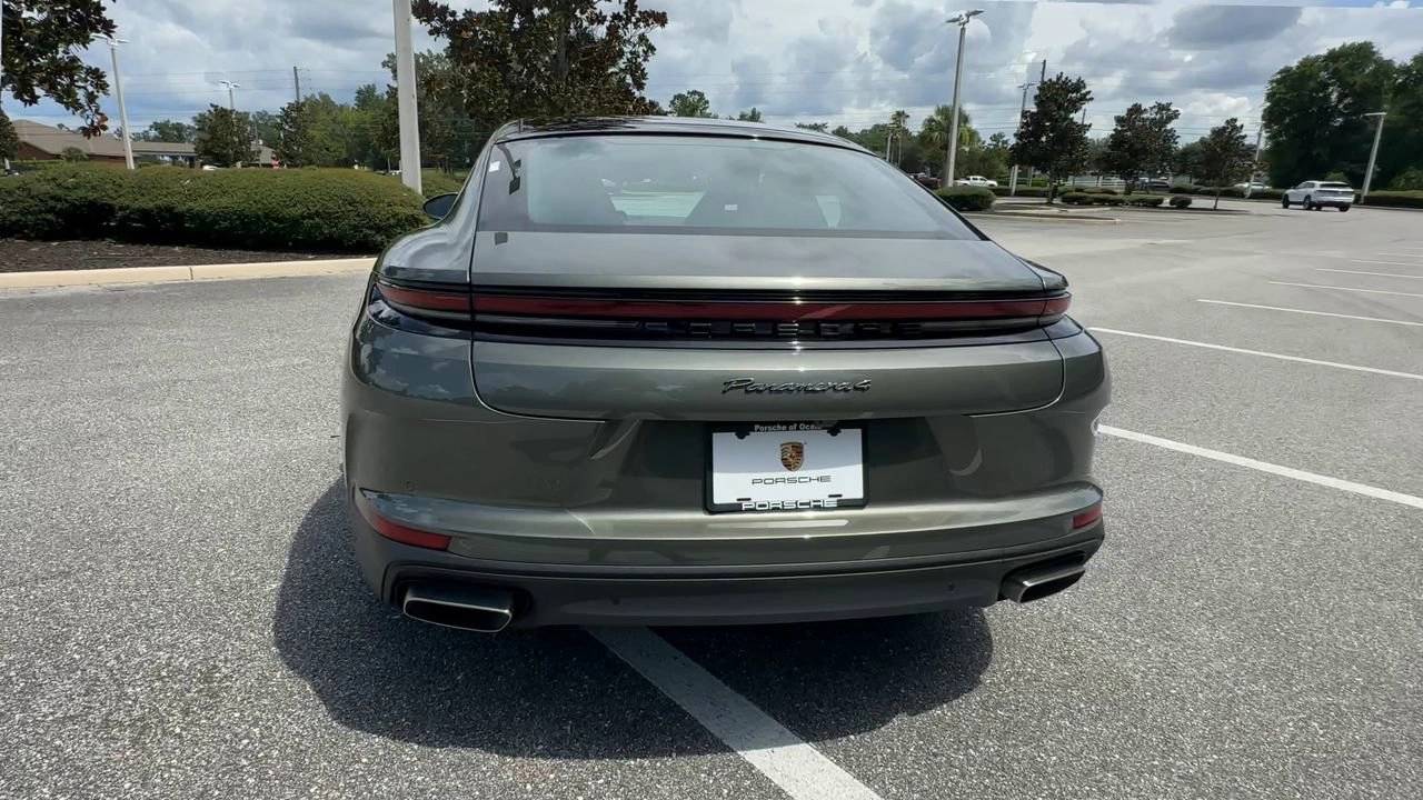 2025 Porsche Panamera E-Hybrid 4 photo 7