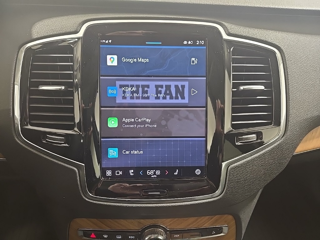 2023 Volvo XC90 Plus photo 14