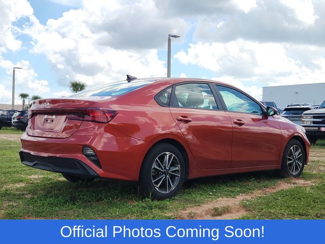 2022 Kia Forte FE LXS photo 3