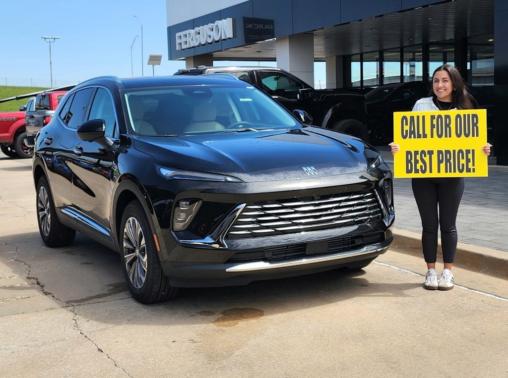 2025 Buick Envision Preferred's photo