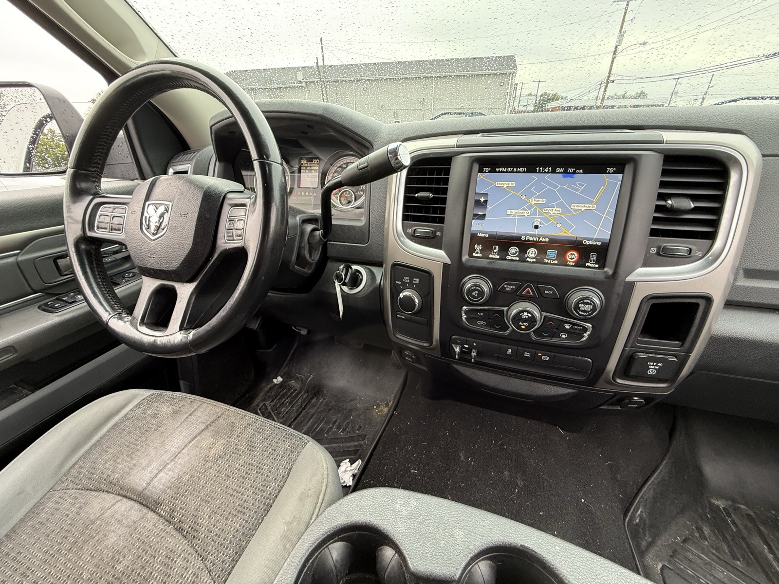 2017 Ram 2500 Big Horn photo 3